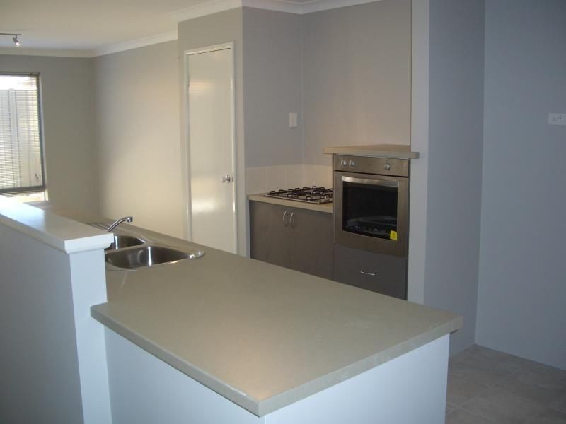 3 Fareham Crescent, Wellard WA 6170