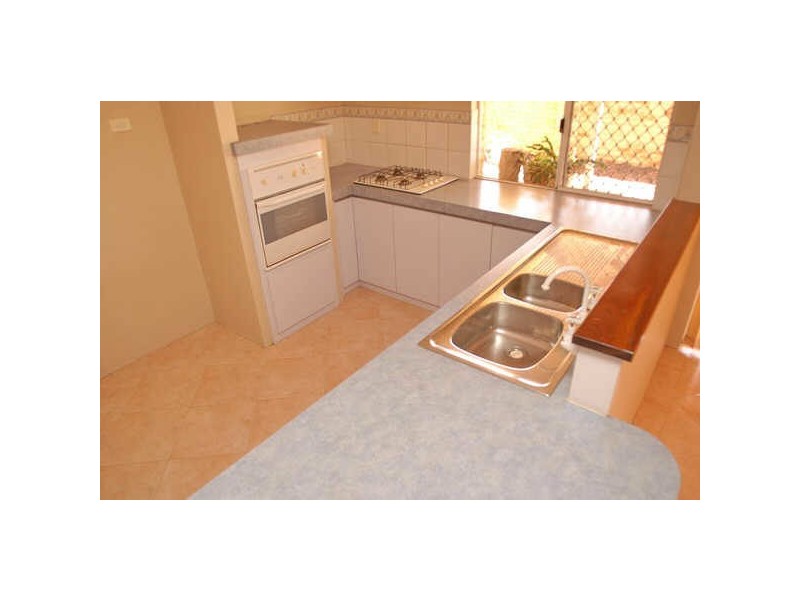 25 Veneta Circuit, Atwell WA 6164