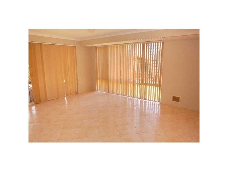 25 Veneta Circuit, Atwell WA 6164