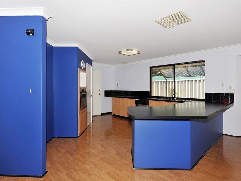 2 Mersey Close, Success WA 6164