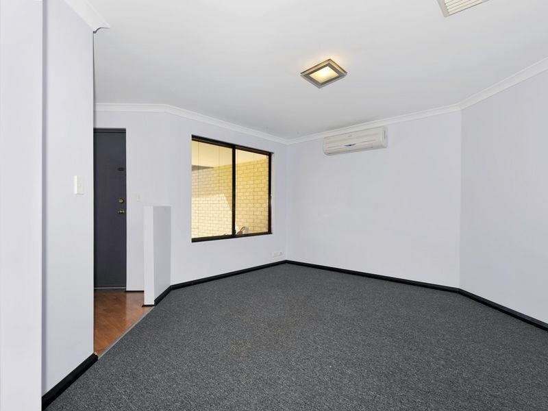 2 Mersey Close, Success WA 6164