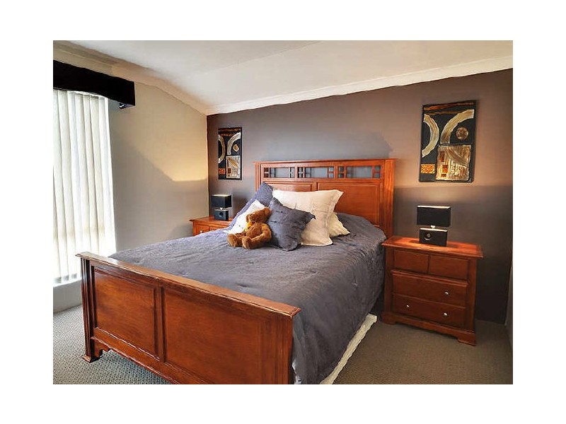 6 Manna Court, South Lake WA 6164