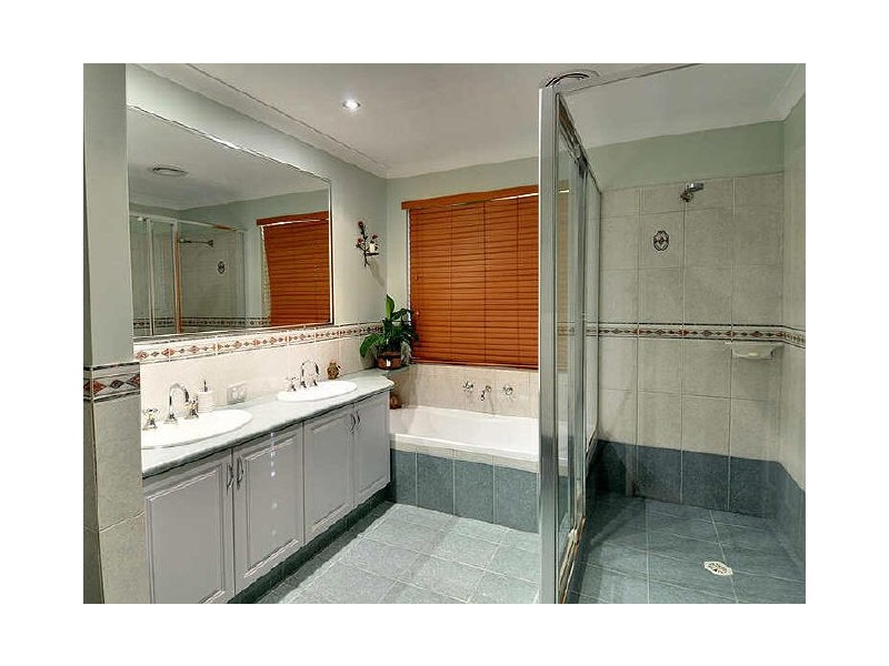 19 Dryandra Elbow, Atwell WA 6164