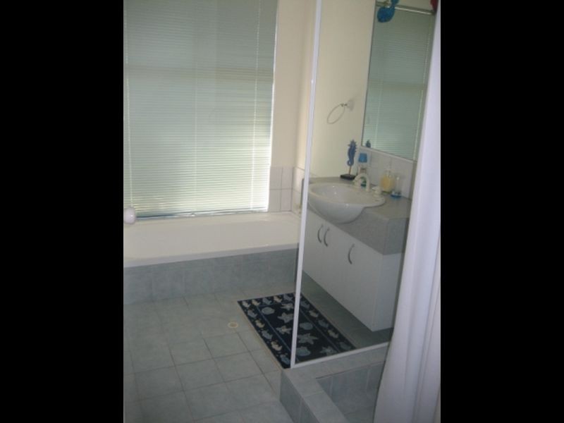 74 Folland Parade, Atwell WA 6164