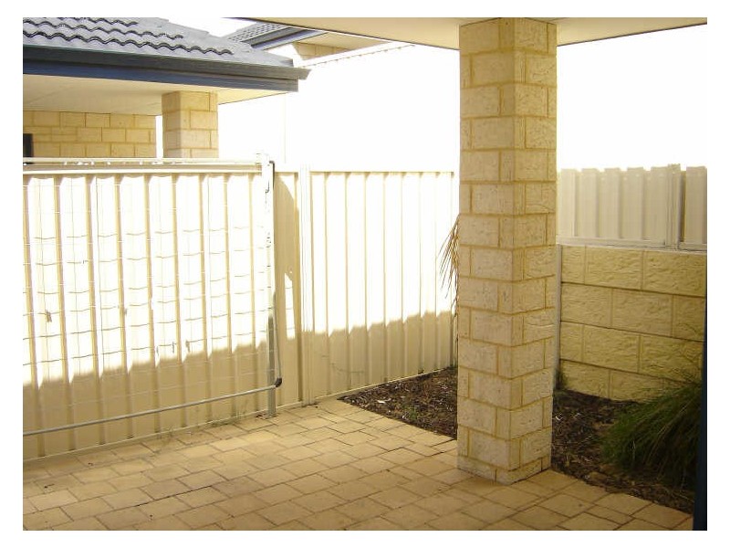 10/31 Barfield Road, Hammond Park WA 6164