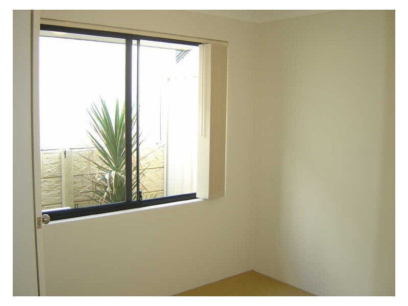 10/31 Barfield Road, Hammond Park WA 6164