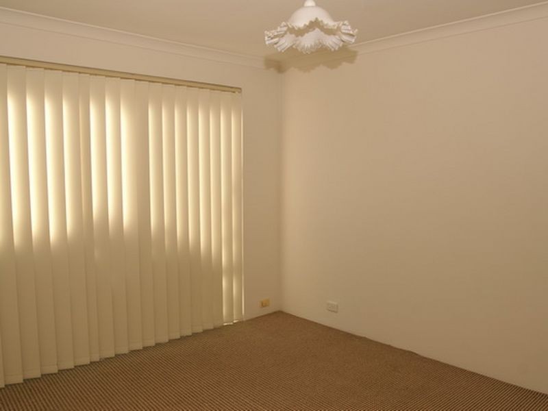 21 O’Farrell Close, Atwell WA 6164