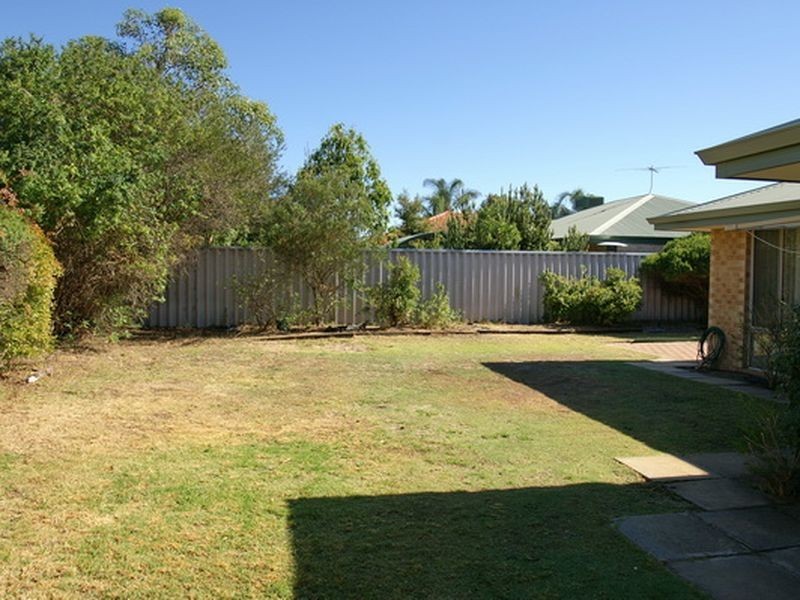 21 O’Farrell Close, Atwell WA 6164