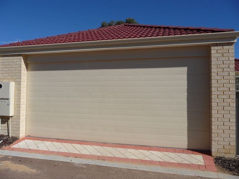 17 Lyndhurst Crescent, Wellard WA 6170
