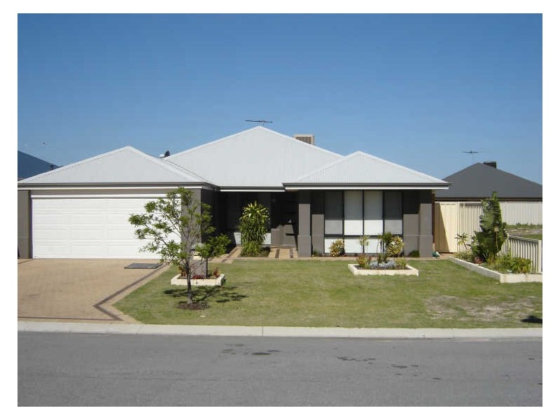 12 Normanby Bend, Success WA 6164