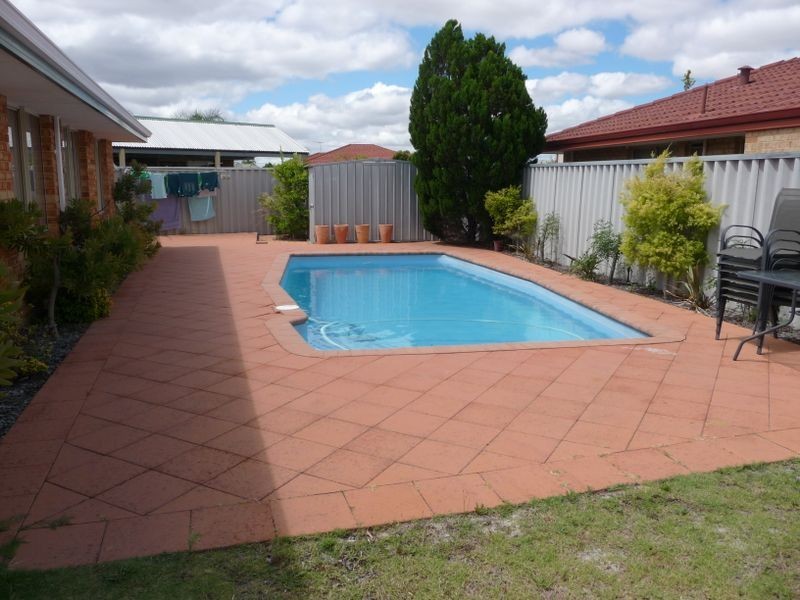 1 Ling Court, Atwell WA 6164