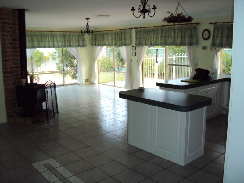 1 Ling Court, Atwell WA 6164