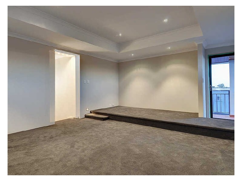 37 Armand Drive, Aubin Grove WA 6164