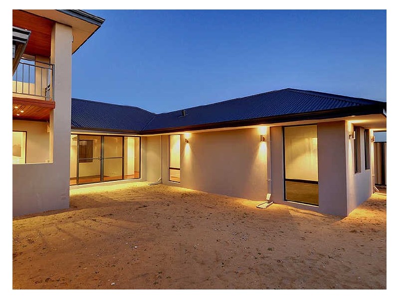 37 Armand Drive, Aubin Grove WA 6164