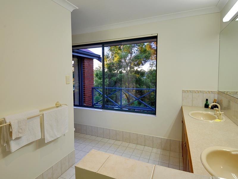 43 Coffey Road, Banjup WA 6164