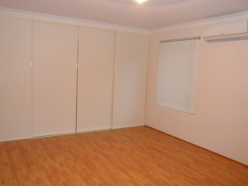 4 Cotswold Street, Aubin Grove WA 6164