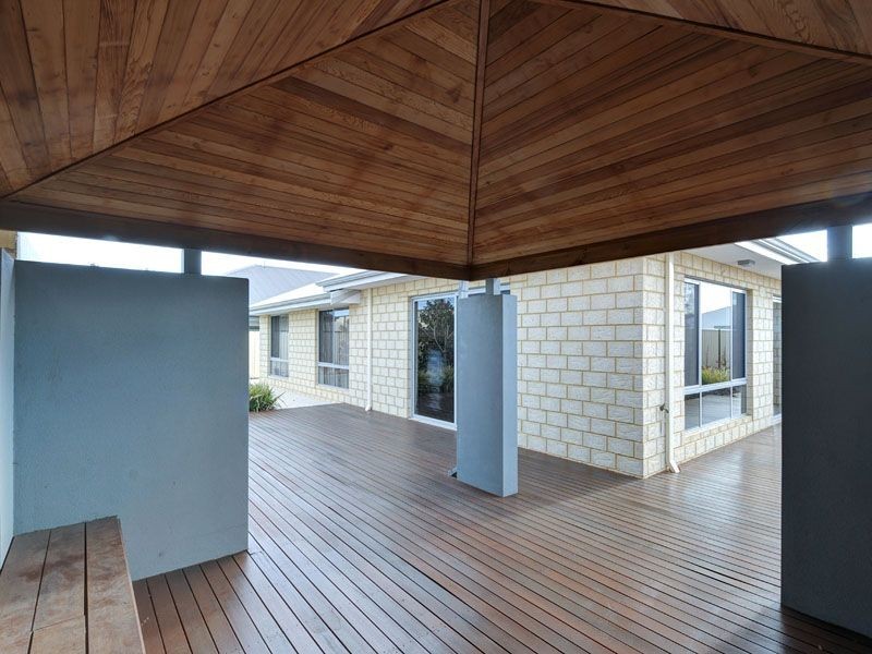 48 Macquarie Boulevard, Hammond Park WA 6164