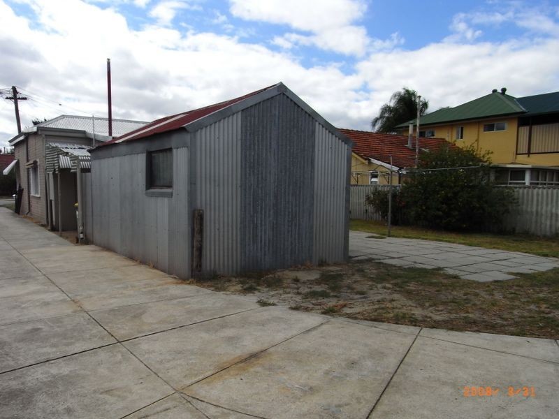 24 Lapage Street, Belmont WA 6104