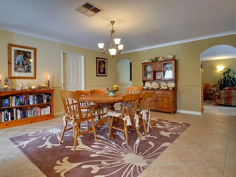 147 Glen Iris Drive, Jandakot WA 6164