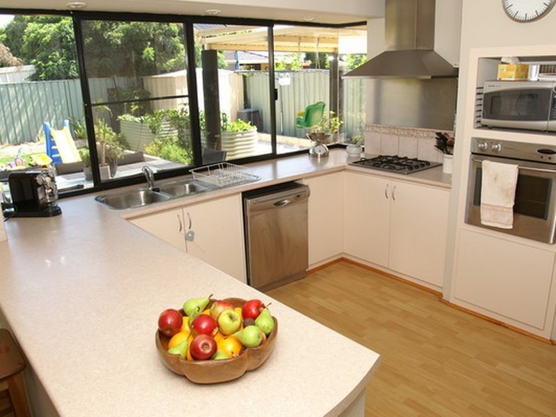 25 Kennack Vista, Atwell WA 6164