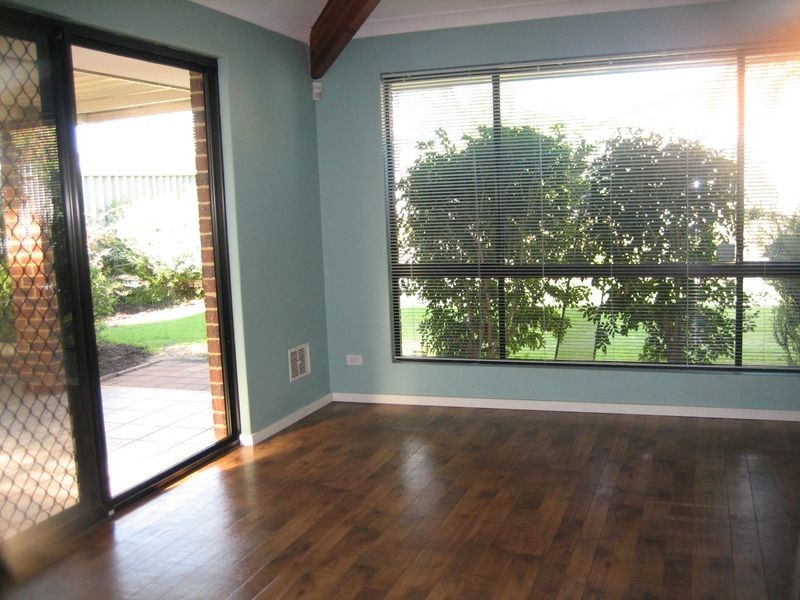 75 Brenchly Drive, Atwell WA 6164