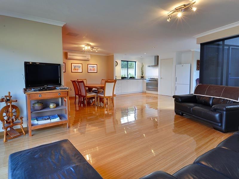 32 Mosman Loop, Success WA 6164