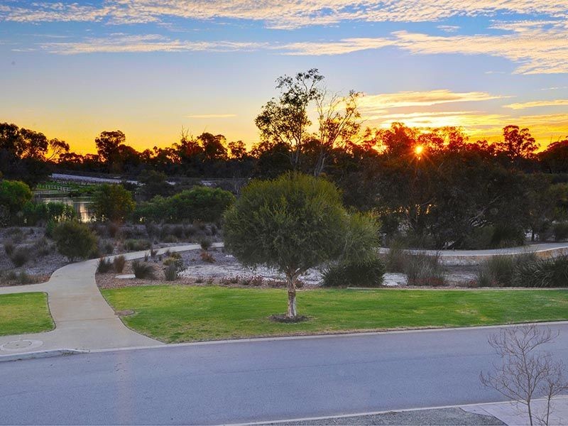 32 Mosman Loop, Success WA 6164