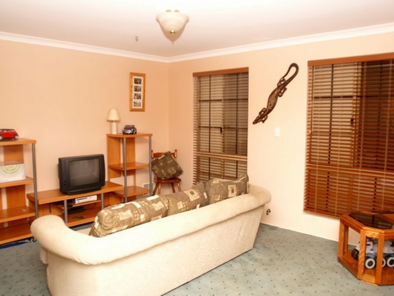85 Lydon Boulevard, Atwell WA 6164