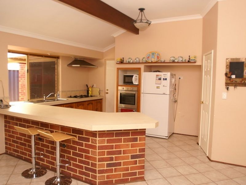 85 Lydon Boulevard, Atwell WA 6164