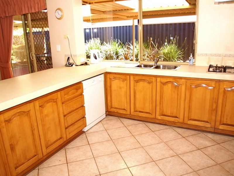 85 Lydon Boulevard, Atwell WA 6164