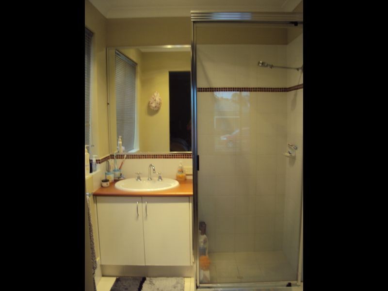 1/25 Ellesmere Circuit, Success WA 6164