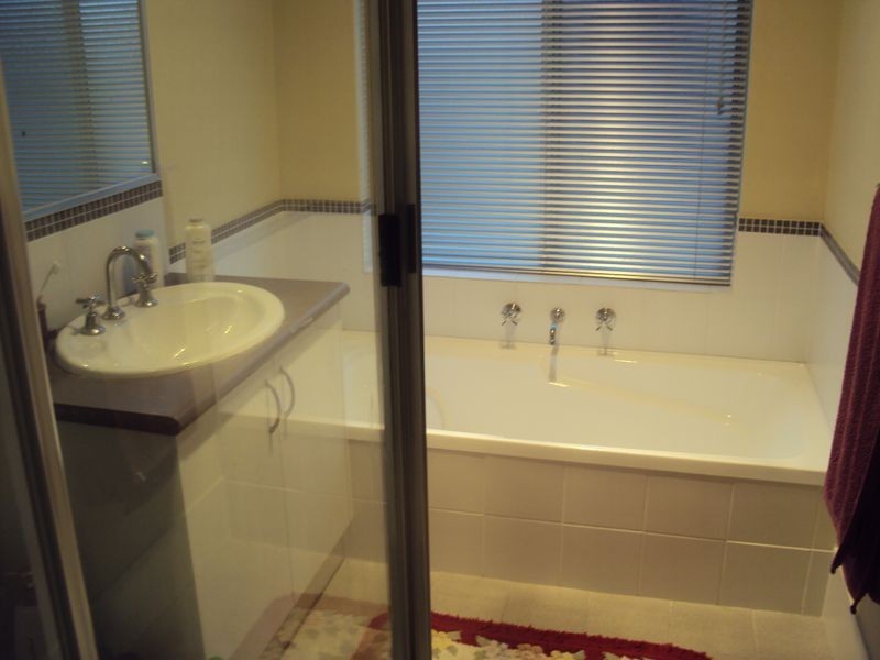 1/25 Ellesmere Circuit, Success WA 6164