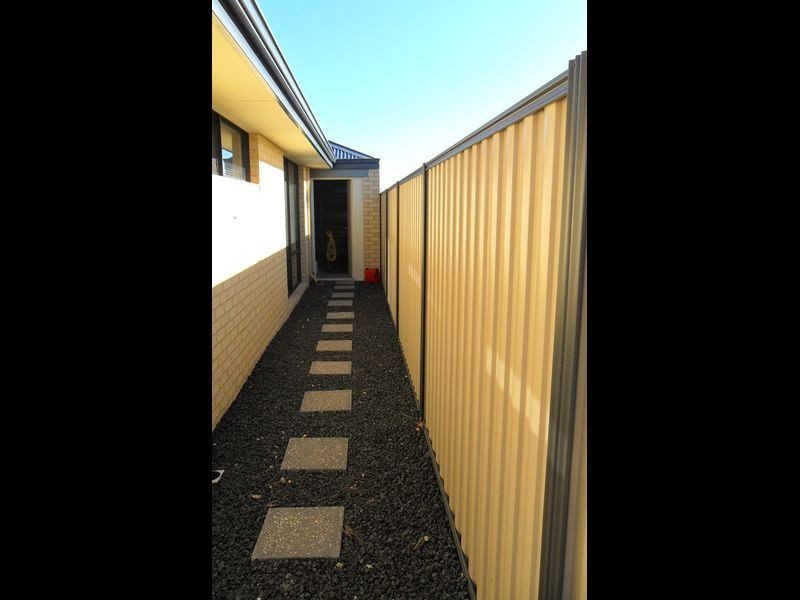 6 Versailles Parkway, Aubin Grove WA 6164