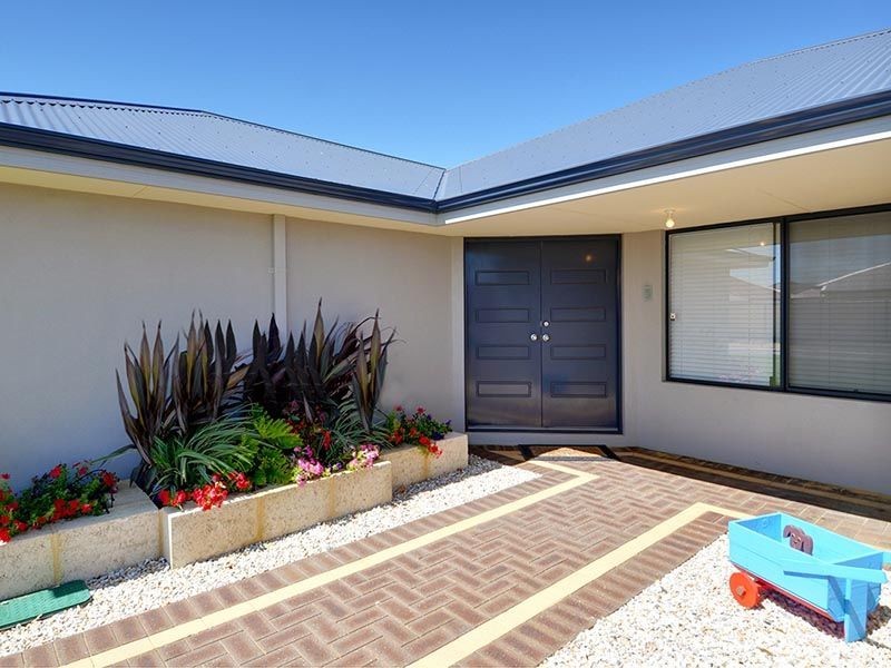 3 Staaten Street, Hammond Park WA 6164