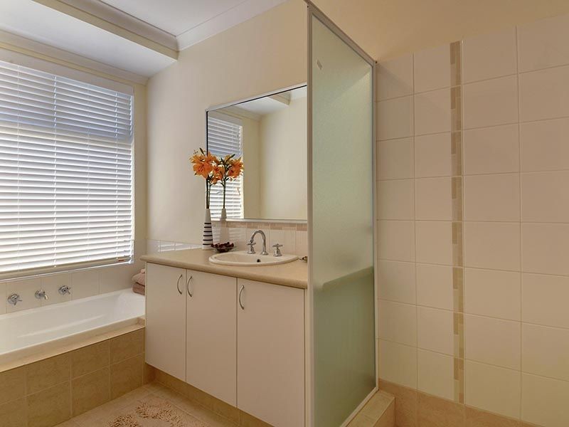 3 Staaten Street, Hammond Park WA 6164