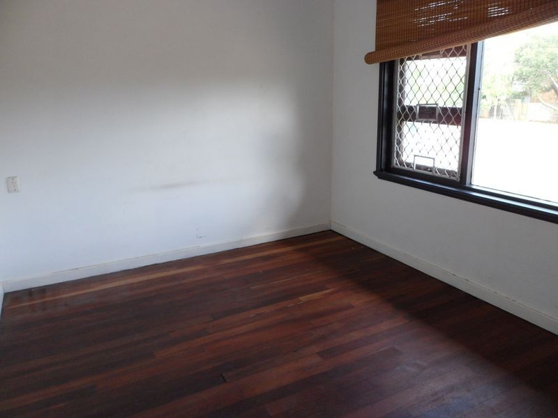 4B Rennie Crescent, Hilton WA 6163