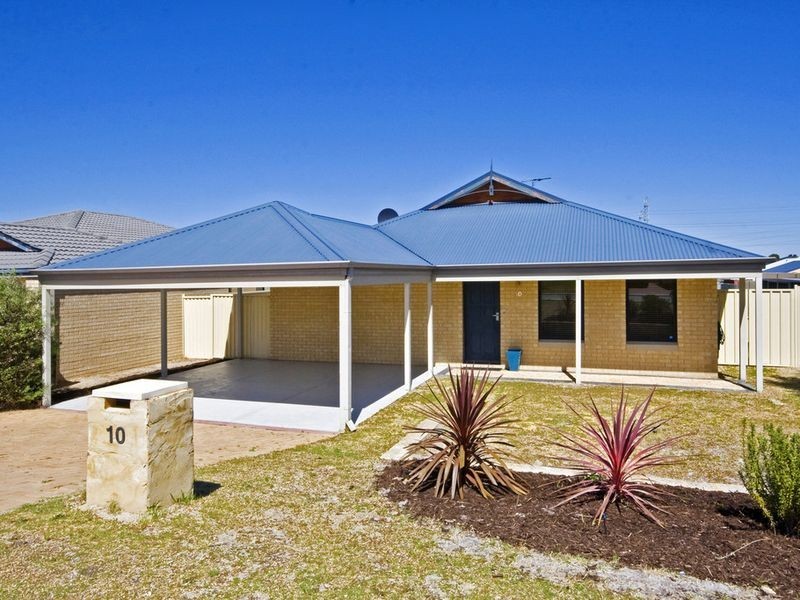 10 Dongara Way, South Lake WA 6164