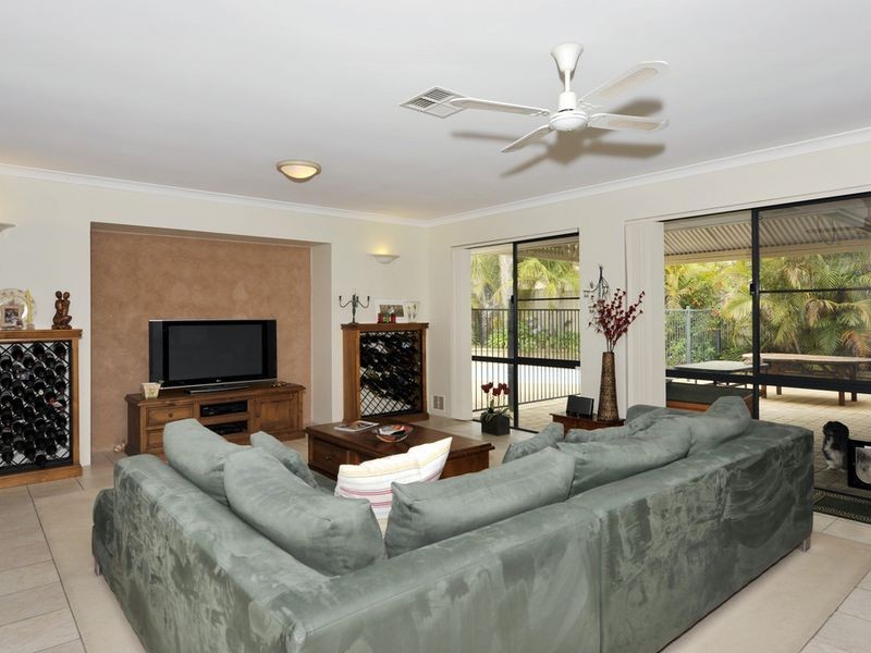 11 The Pines Grove, Jandakot WA 6164