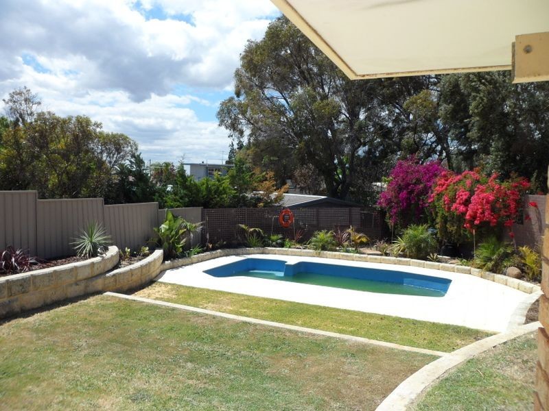 7 Fendam Street, Waikiki WA 6169