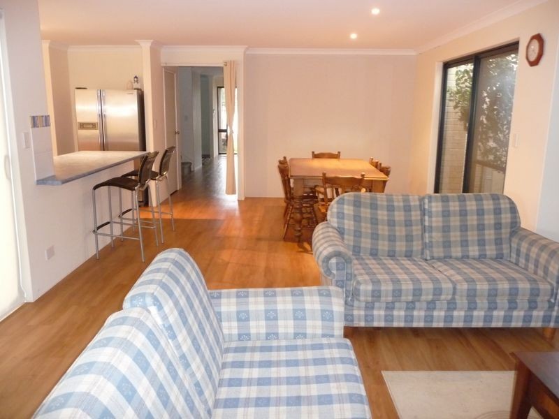 27 Paperbark Lane, Atwell WA 6164