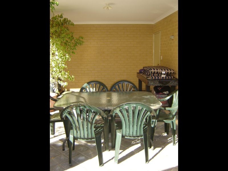 27 Paperbark Lane, Atwell WA 6164