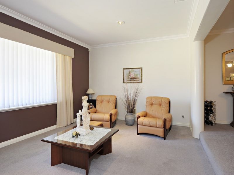 5 Buchanan Rise, Coogee WA 6166