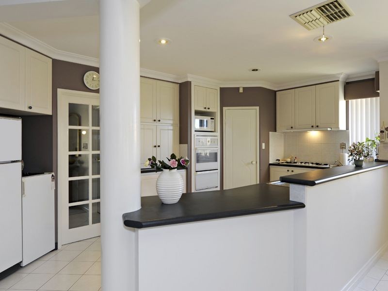 5 Buchanan Rise, Coogee WA 6166