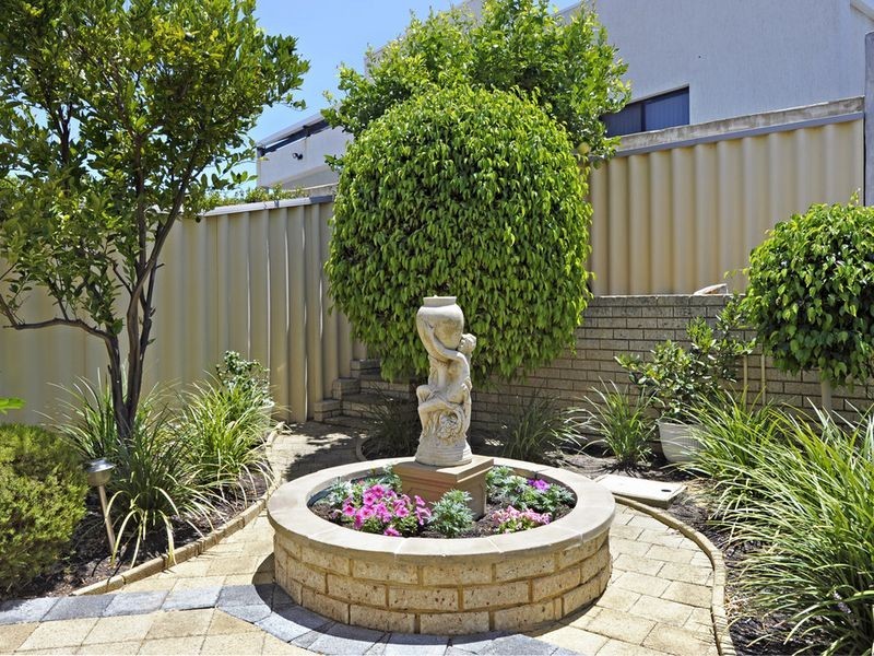 5 Buchanan Rise, Coogee WA 6166
