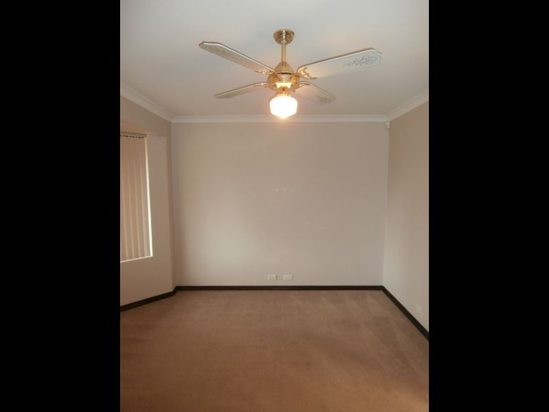 100 Lydon Boulevard, Atwell WA 6164