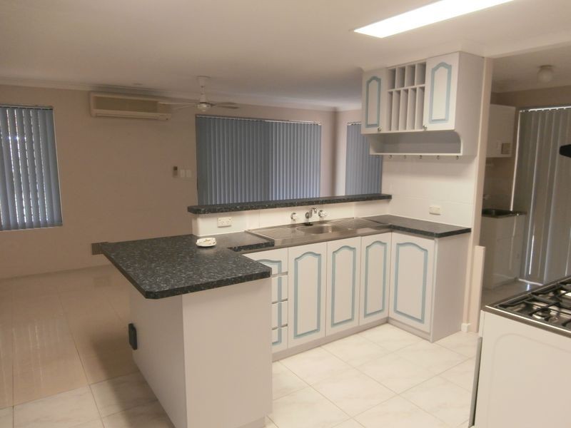 100 Lydon Boulevard, Atwell WA 6164