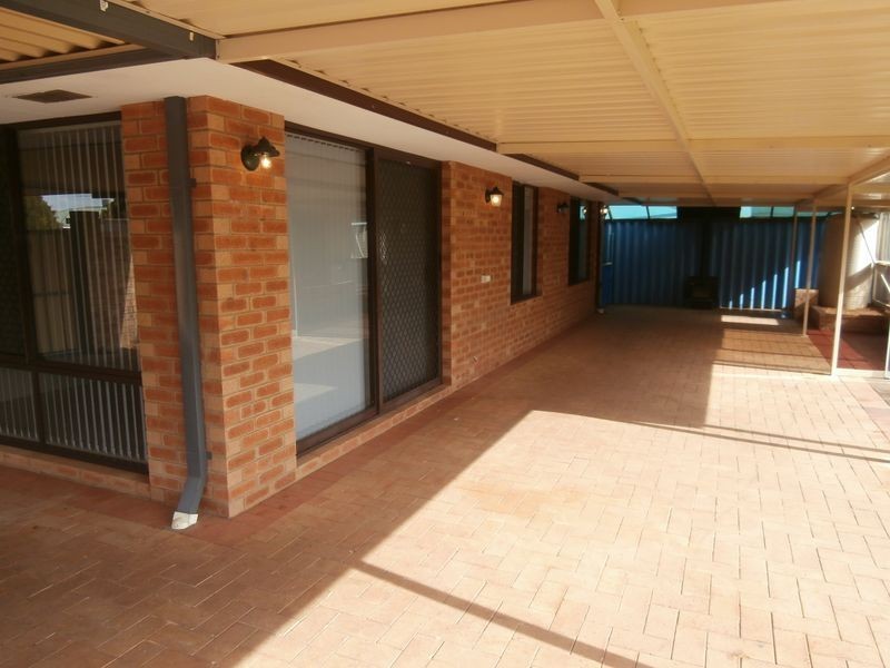 100 Lydon Boulevard, Atwell WA 6164