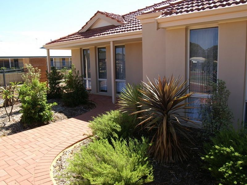 15 Friend Terrace, Baldivis WA 6171
