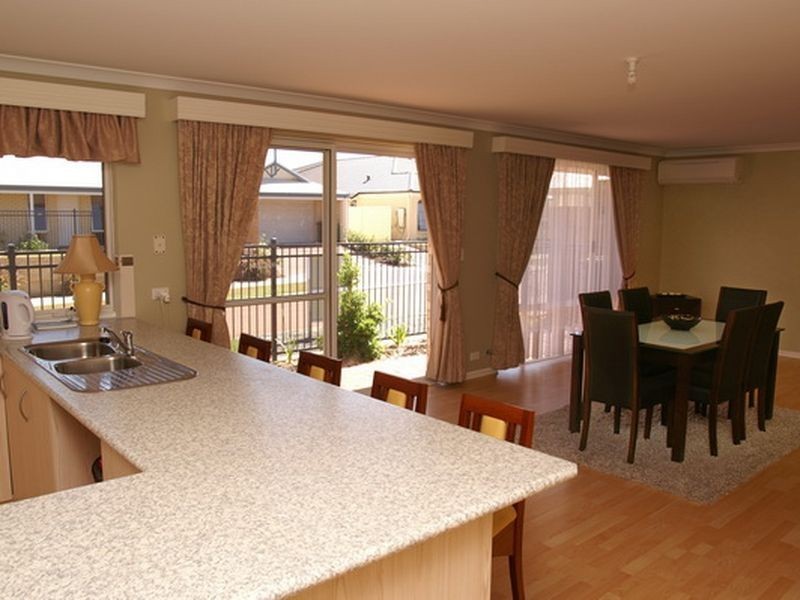 15 Friend Terrace, Baldivis WA 6171