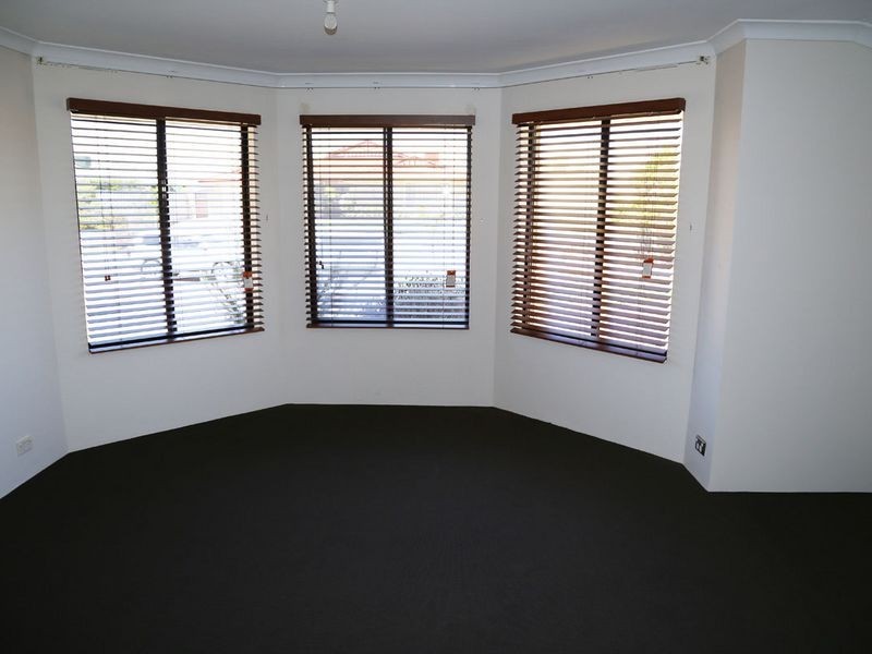 36 Freshwater Drive, Atwell WA 6164